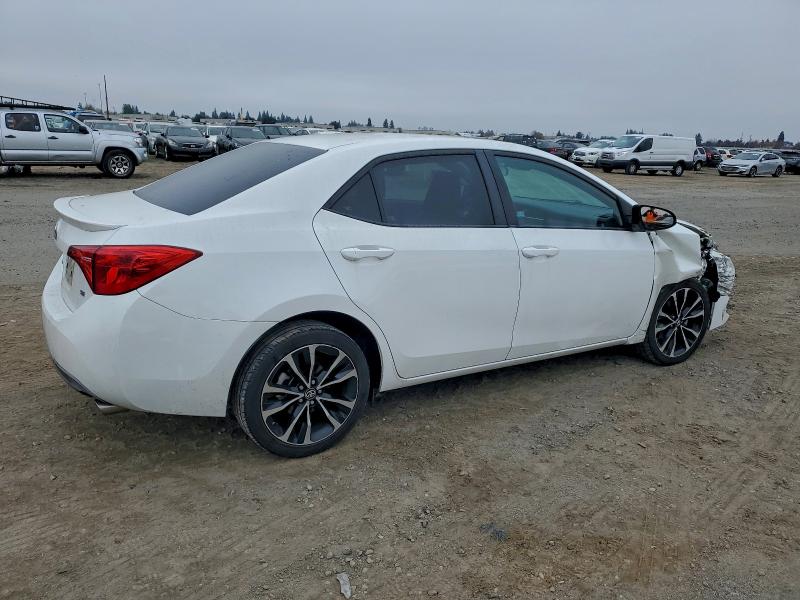 Фото 3 - TOYOTA COROLLA