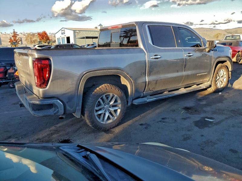 Фото 3 - GMC SIERRA