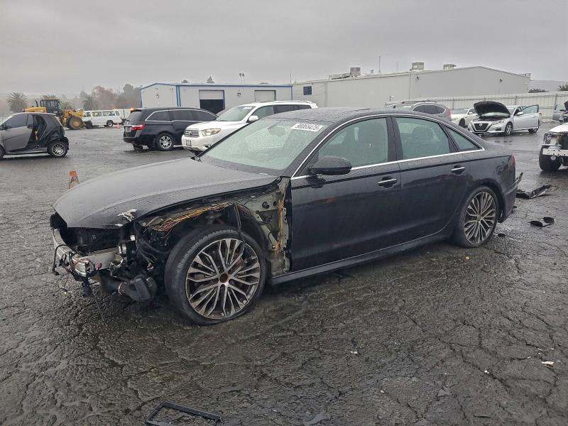 Фото 1 - AUDI A6