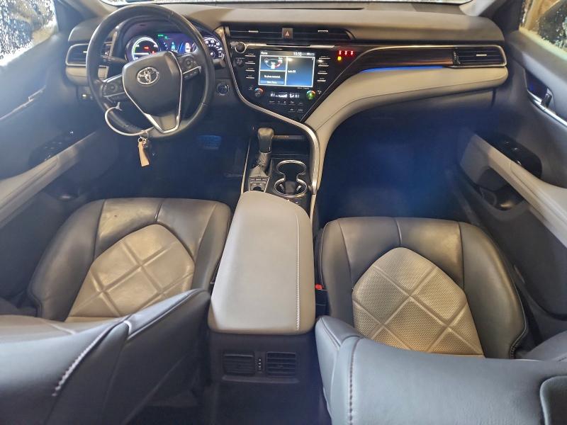 Фото 8 - TOYOTA CAMRY