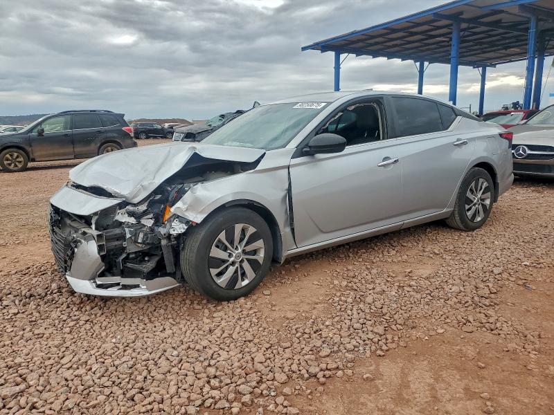 Фото 1 - NISSAN ALTIMA