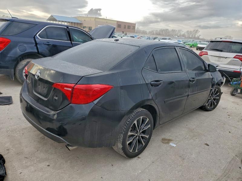 Фото 3 - TOYOTA COROLLA