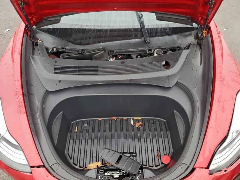 Фото 11 - TESLA MODEL 3