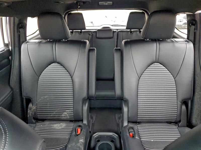 Фото 10 - TOYOTA HIGHLANDER