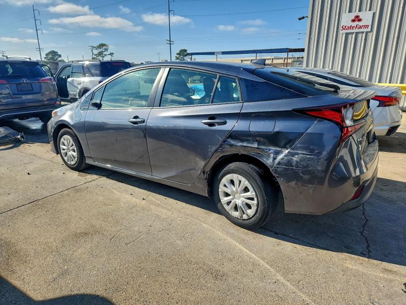 Фото 2 - TOYOTA PRIUS