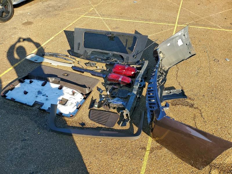 Фото 13 - CHEVROLET TAHOE