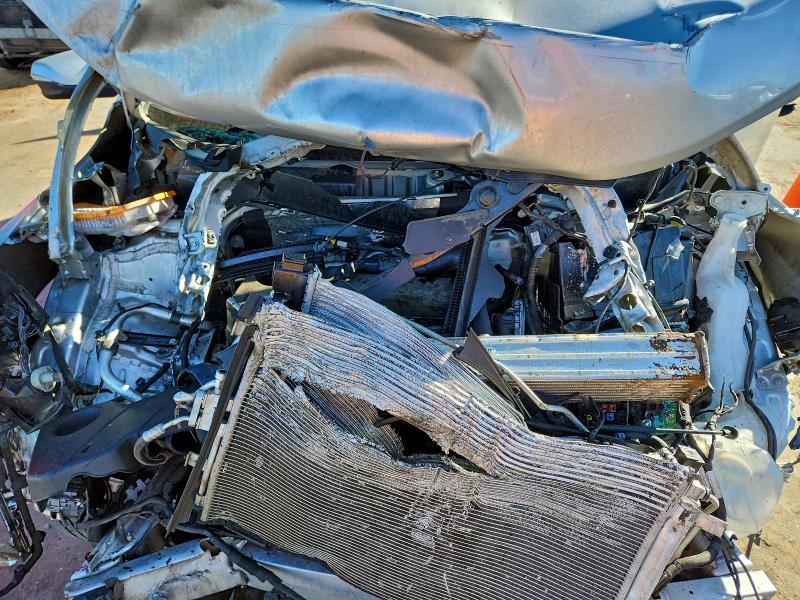 Фото 12 - CHEVROLET EQUINOX