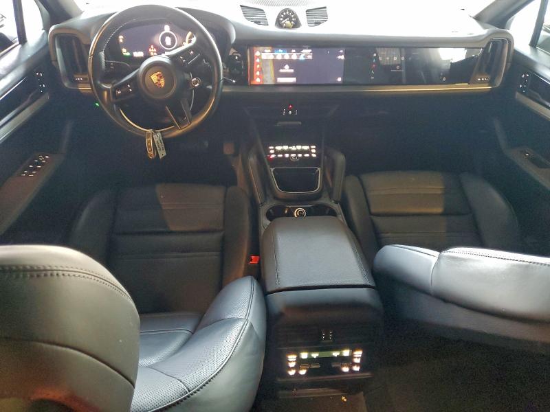 Фото 8 - PORSCHE CAYENNE