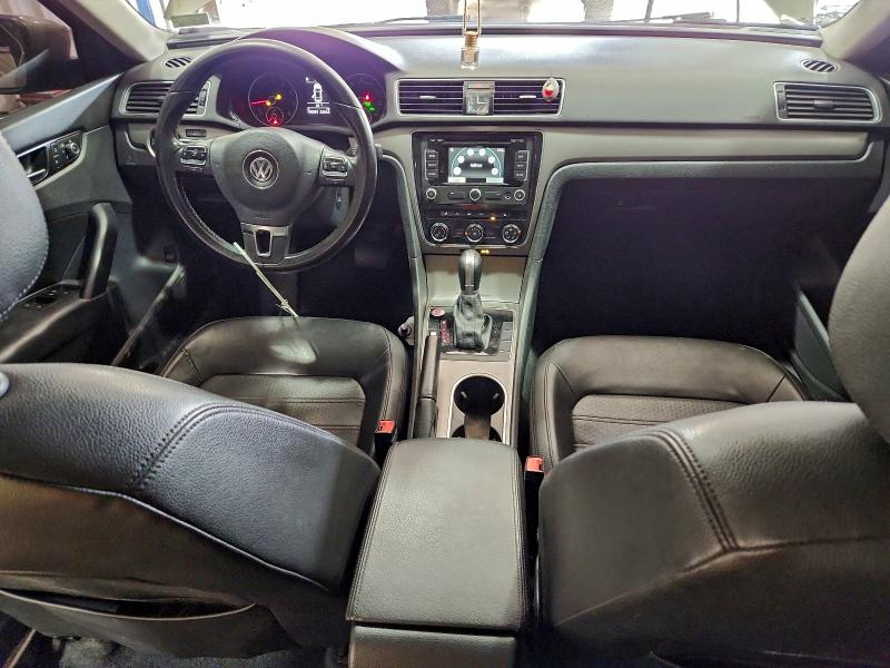 Фото 8 - VOLKSWAGEN PASSAT