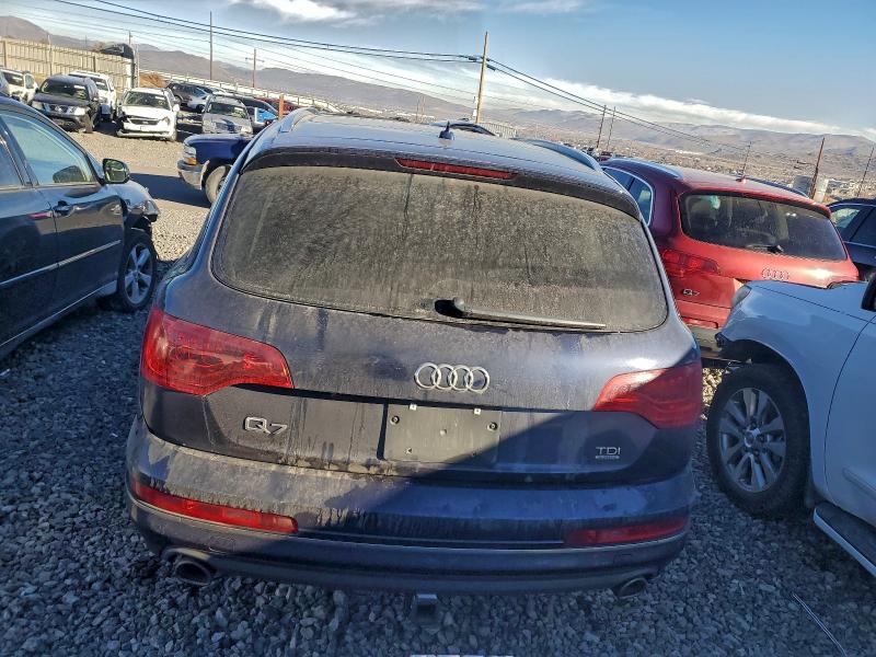 Фото 6 - AUDI Q7