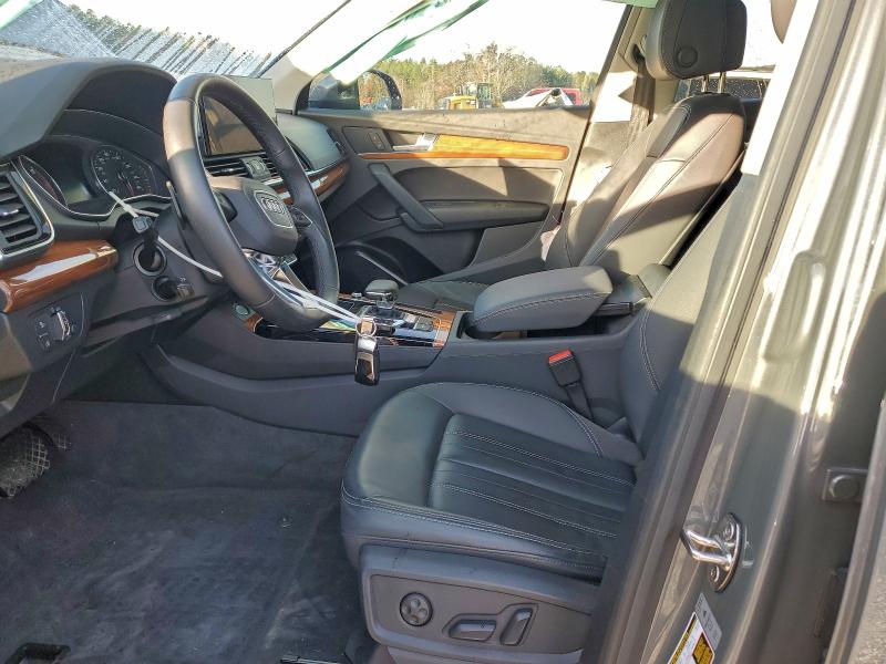 Фото 7 - AUDI Q5