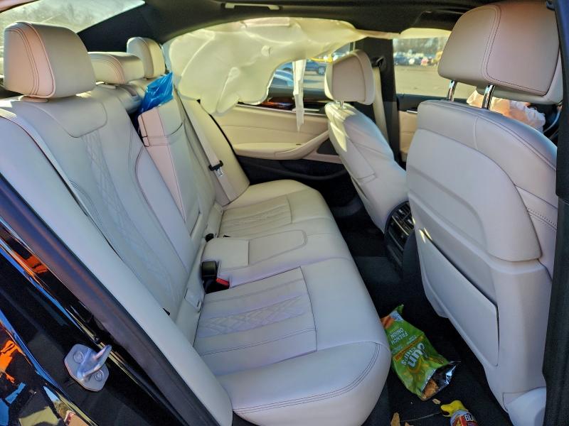 Фото 10 - BMW M5