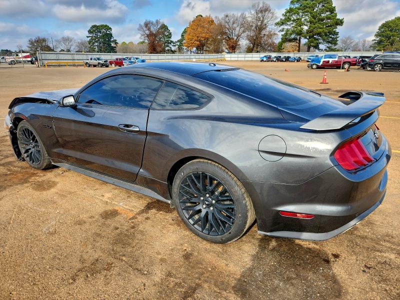 Фото 2 - FORD MUSTANG