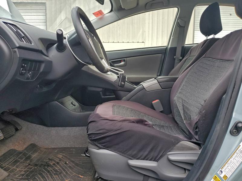 Фото 7 - TOYOTA PRIUS