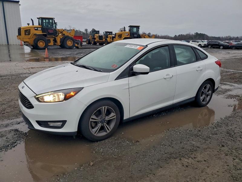 Фото 1 - FORD FOCUS