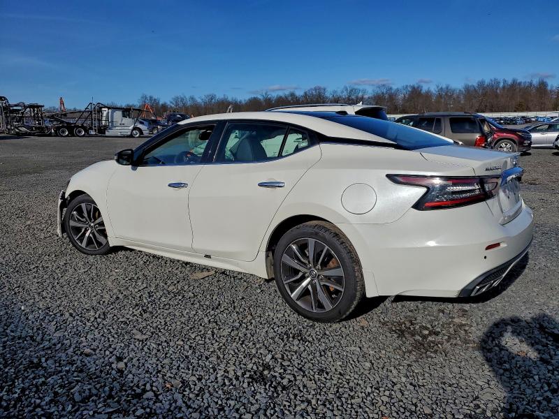 Фото 2 - NISSAN MAXIMA