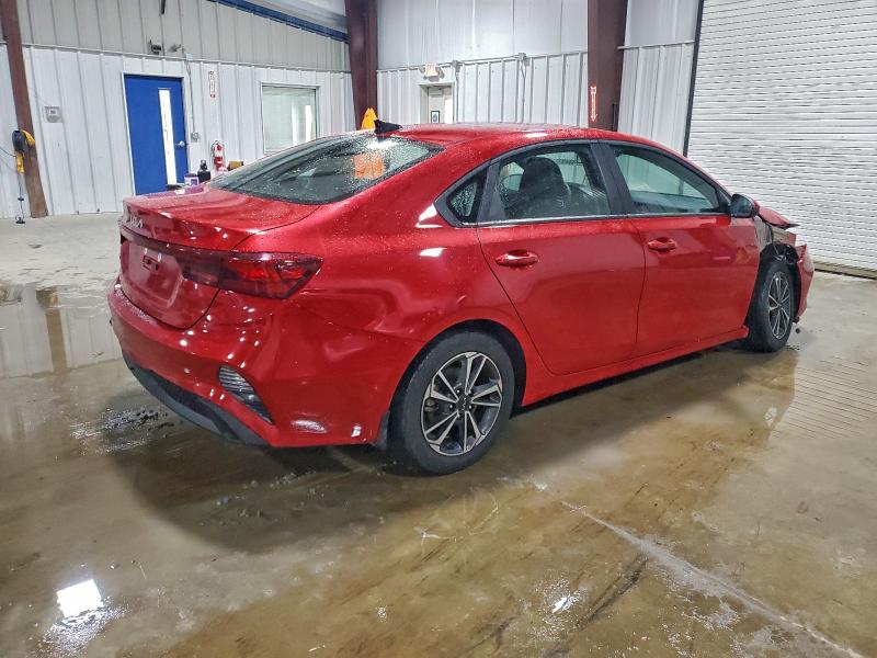 Фото 3 - KIA FORTE