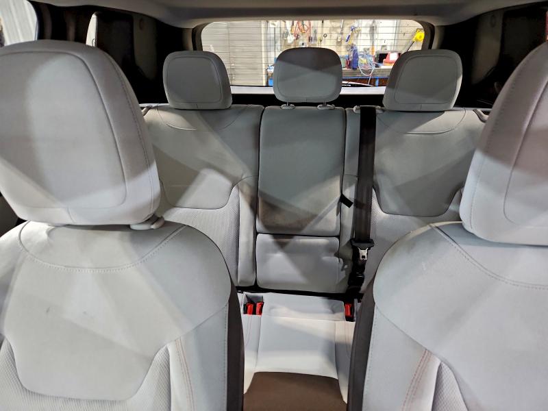 Фото 10 - JEEP RENEGADE