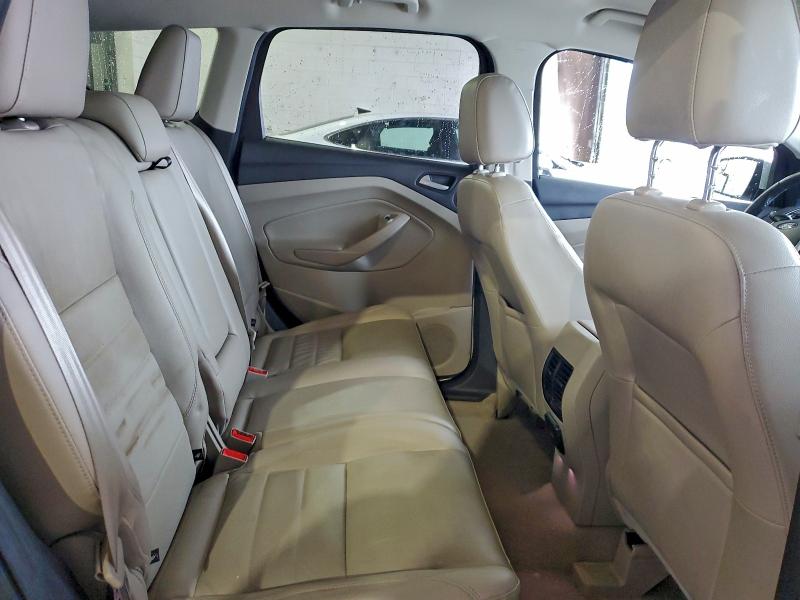 Фото 10 - FORD ESCAPE