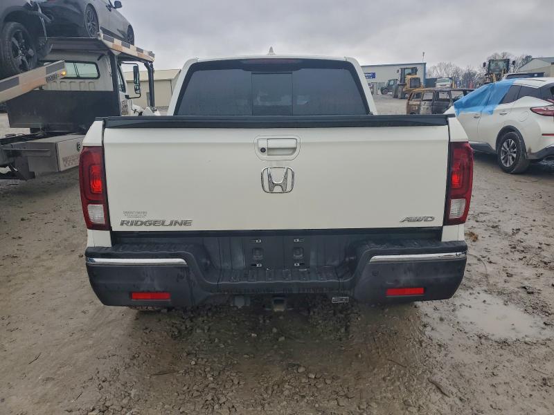 Фото 6 - HONDA RIDGELINE