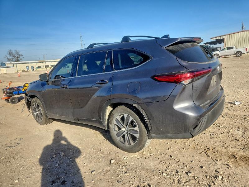 Фото 2 - TOYOTA HIGHLANDER