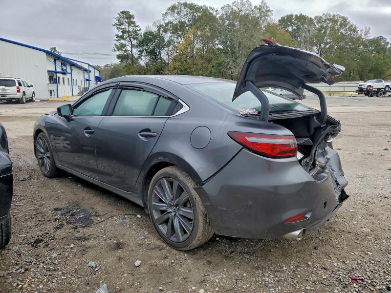 Фото 2 - MAZDA 6