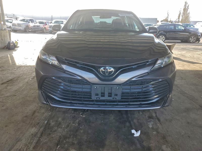 Фото 5 - TOYOTA CAMRY