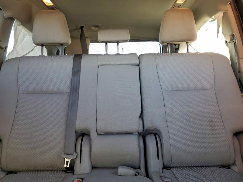 Фото 10 - TOYOTA HIGHLANDER