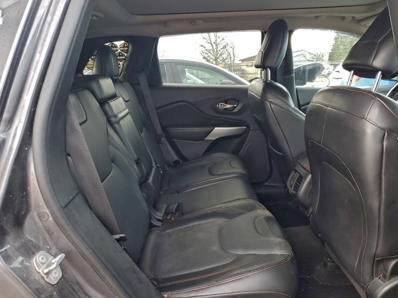 Фото 11 - JEEP CHEROKEE