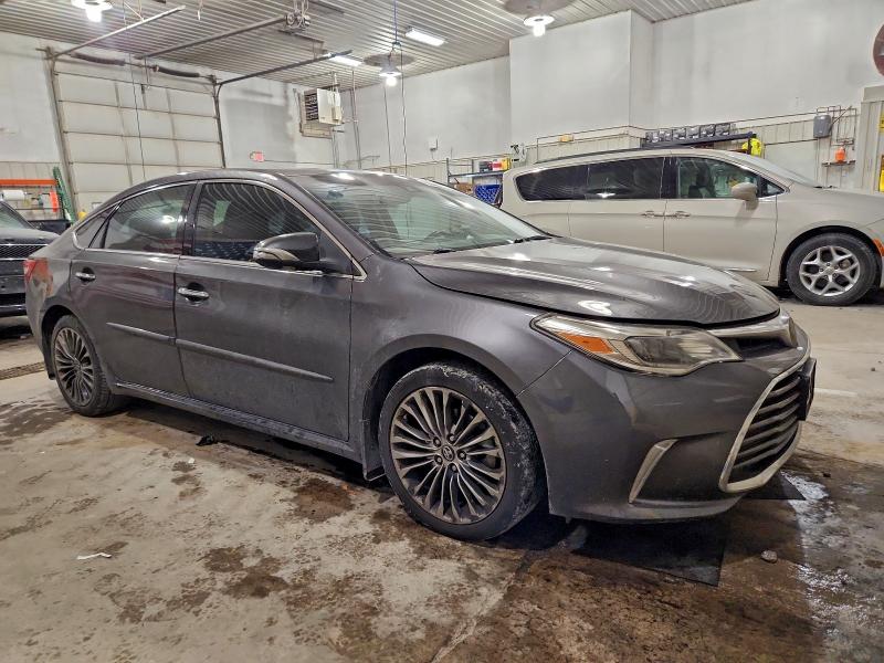 Фото 4 - TOYOTA AVALON