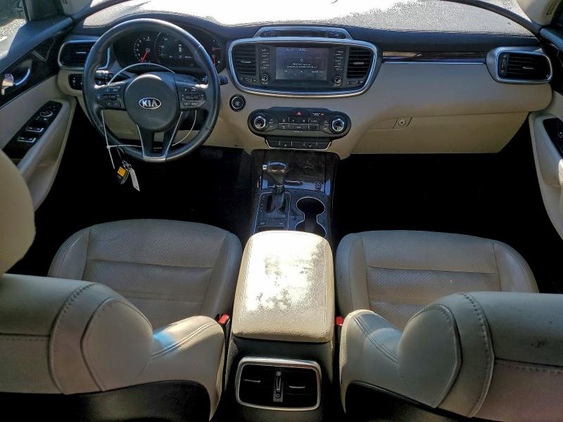 Фото 8 - KIA SORENTO