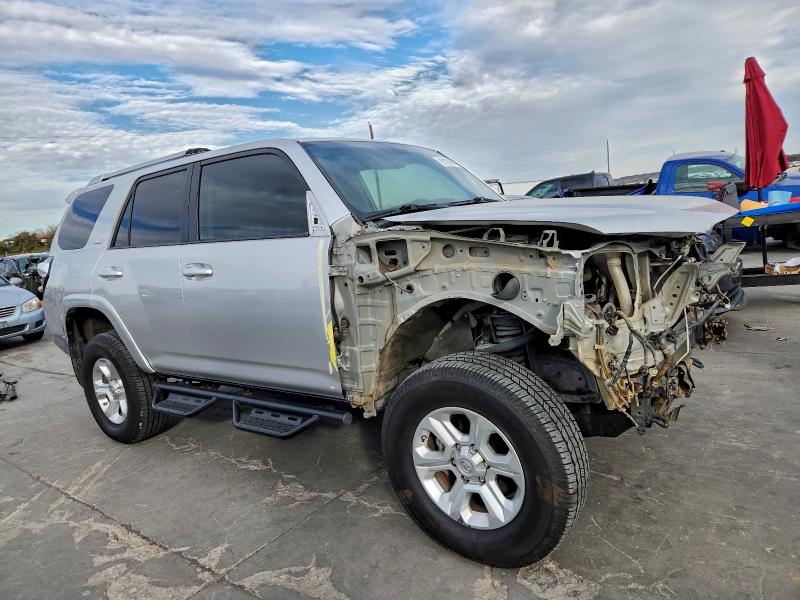 Фото 4 - TOYOTA 4RUNNER