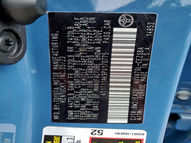 Фото 13 - TOYOTA CAMRY