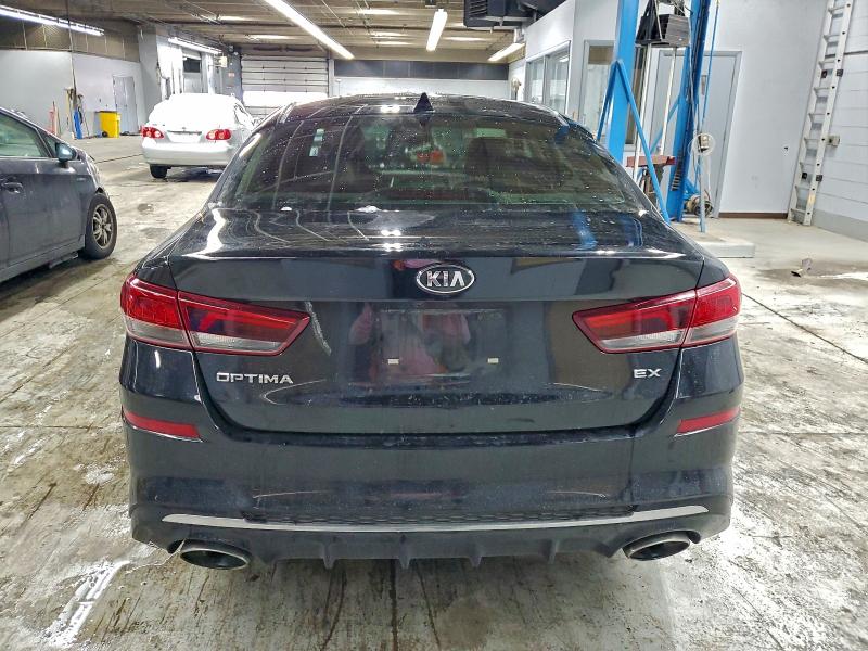 Фото 6 - KIA OPTIMA