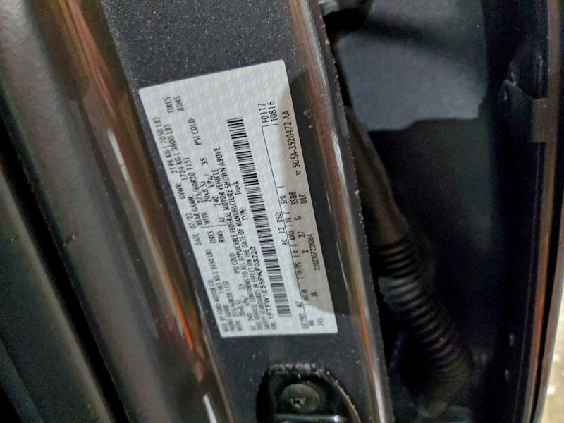 Фото 12 - FORD F-150