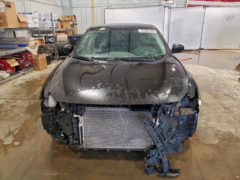 Фото 5 - NISSAN MAXIMA