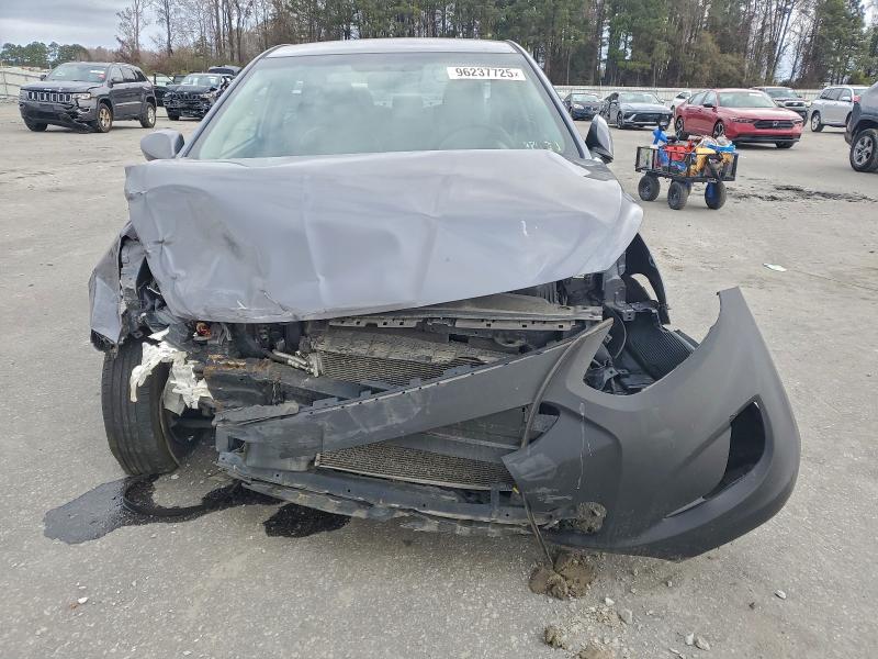 Фото 5 - HYUNDAI ACCENT