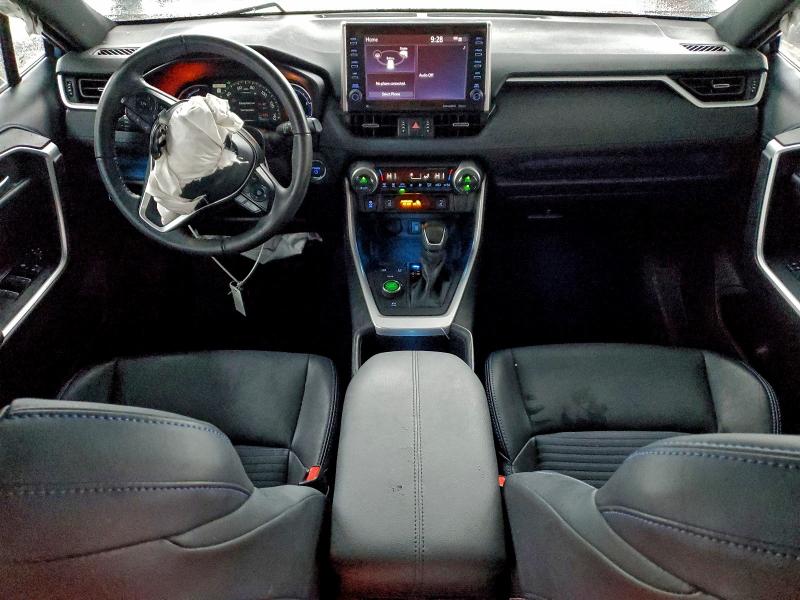 Фото 8 - TOYOTA RAV4