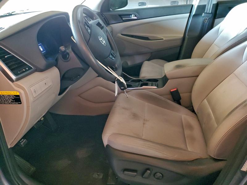 Фото 7 - HYUNDAI TUCSON