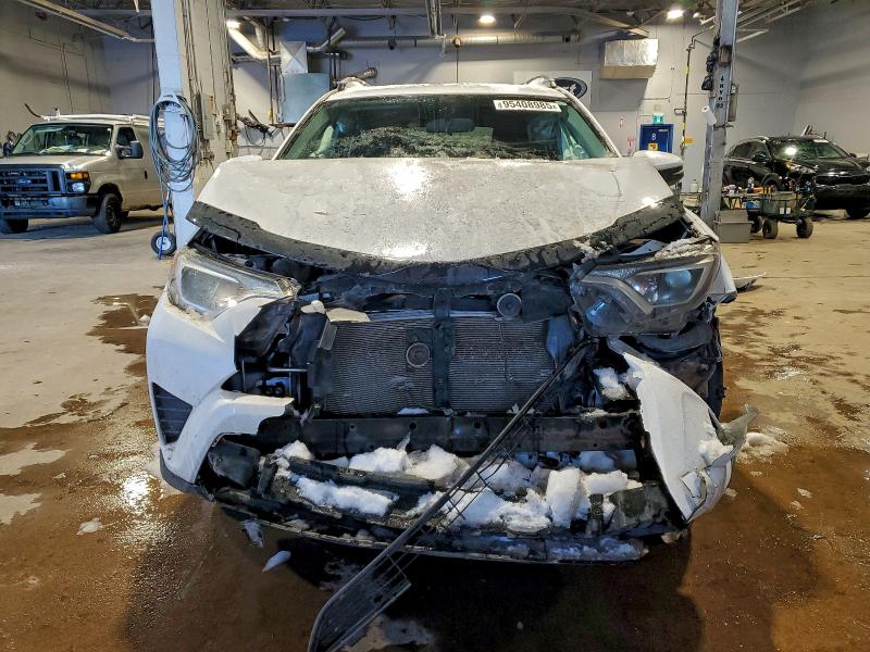 Фото 5 - TOYOTA RAV4