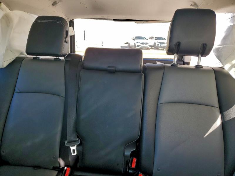 Фото 10 - TOYOTA 4RUNNER