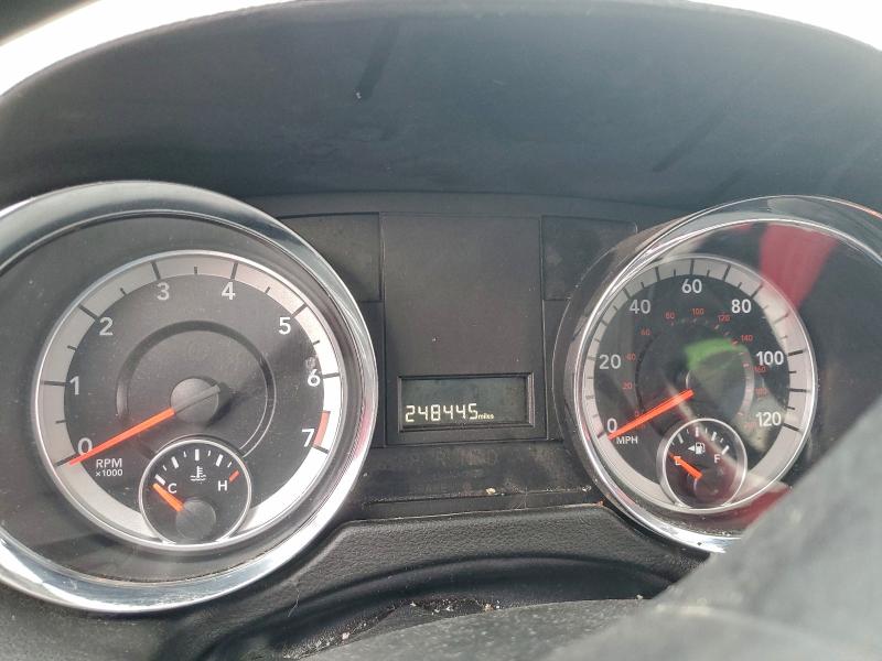 Фото 9 - DODGE CARAVAN