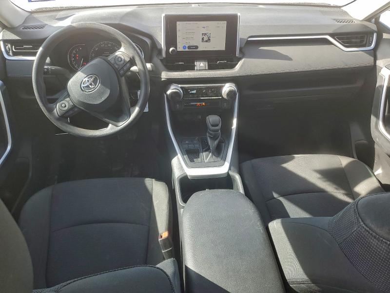 Фото 8 - TOYOTA RAV4