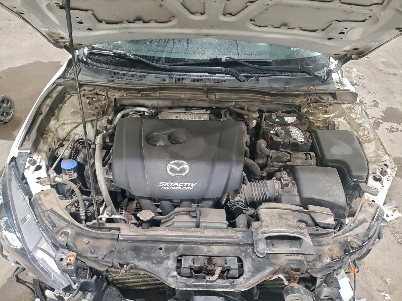 Фото 11 - MAZDA 3