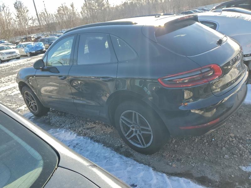 Фото 2 - PORSCHE MACAN