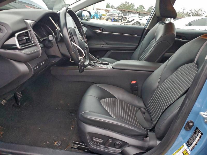 Фото 7 - TOYOTA CAMRY