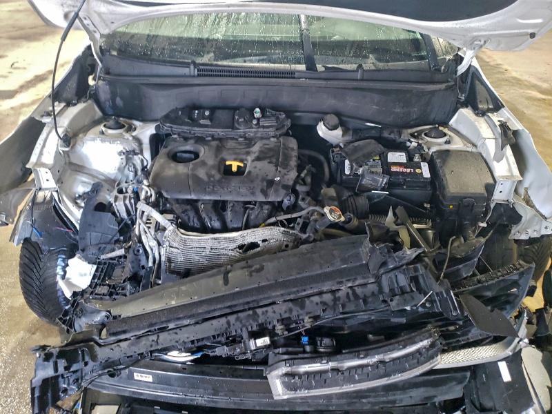 Фото 12 - KIA SELTOS