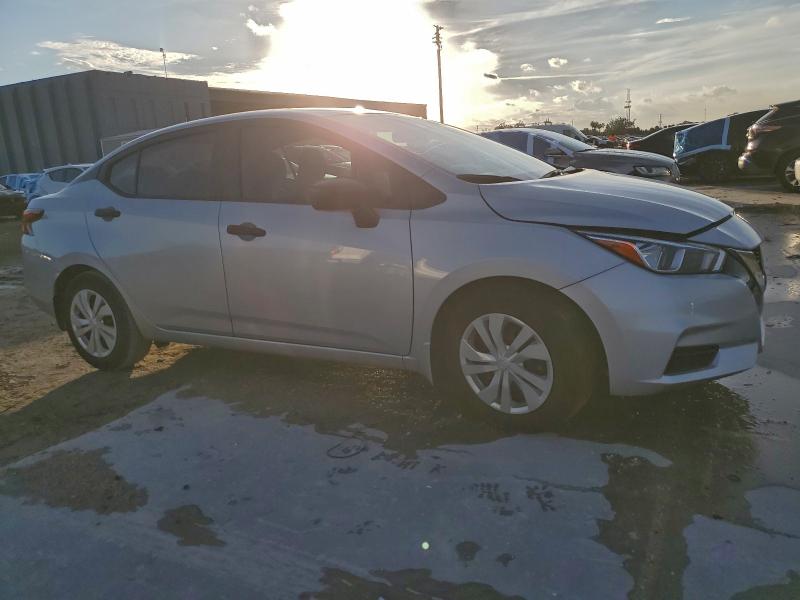 Фото 4 - NISSAN VERSA