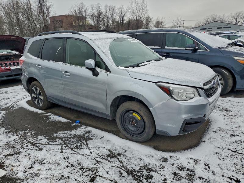 Фото 4 - SUBARU FORESTER