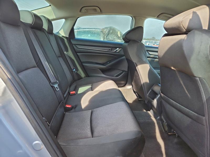 Фото 10 - HONDA ACCORD